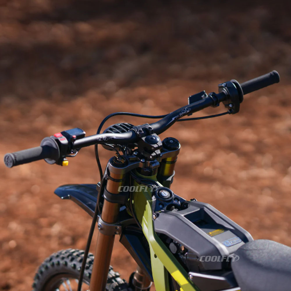In magazzino 2025 Surron Light Bee X Bike elettrico Surron E Bike Lightweight Road e Pit Bike Cross Moto Electrica 