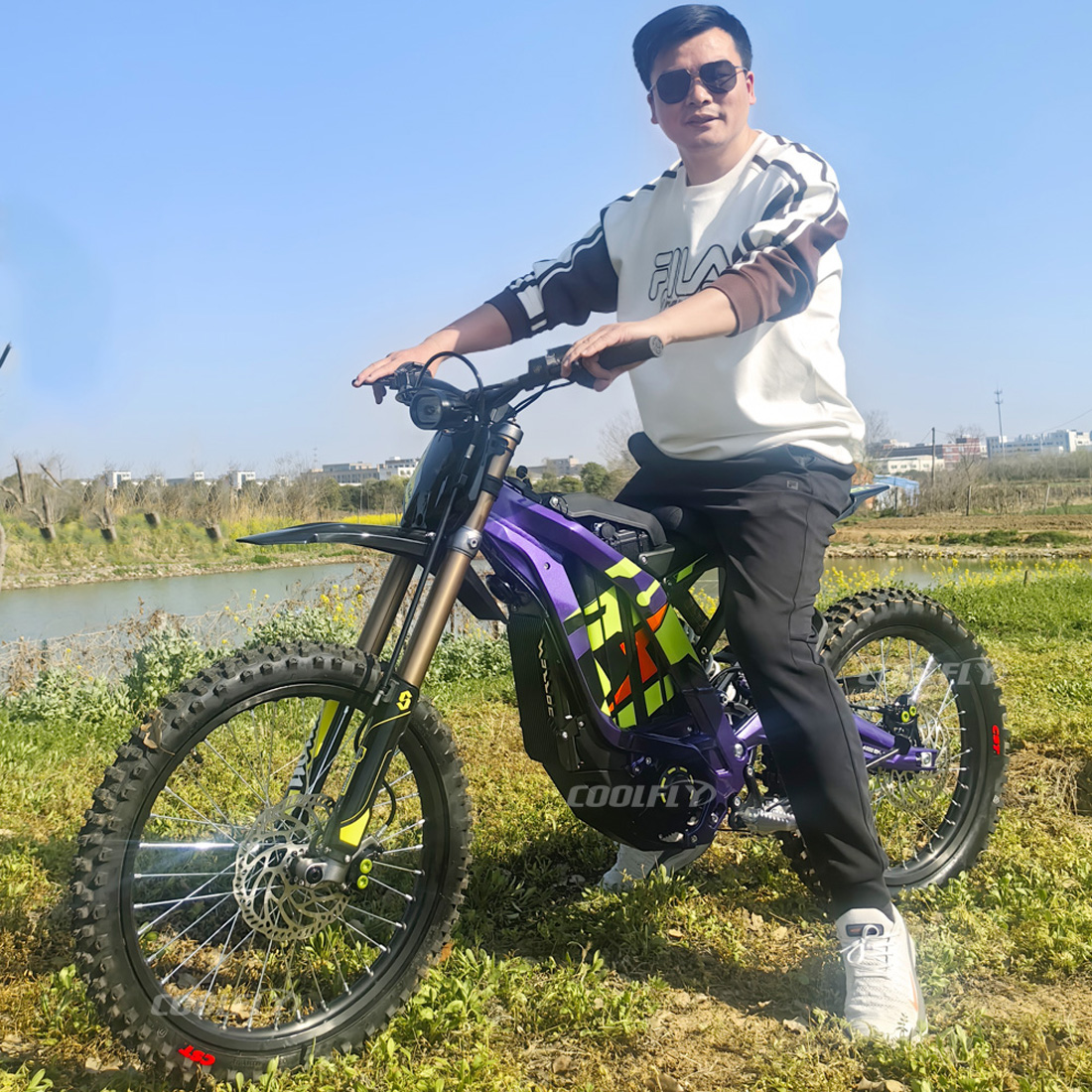 2026 Surron Light Bee X New Listing 72V 35AH Surron Electric Dirt Bike 95km/h Sur Ron Lbx 10000w for Offroad 