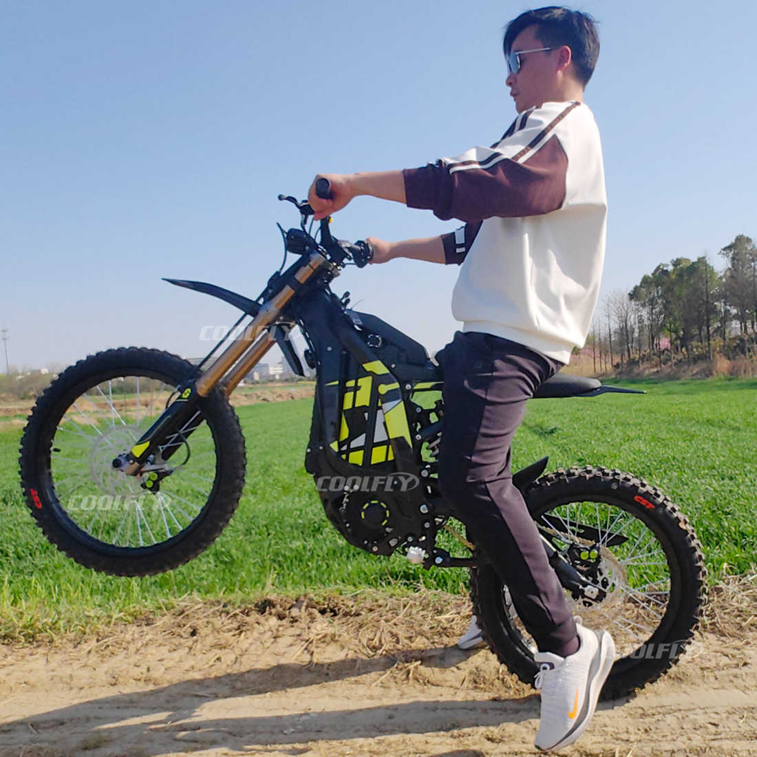 2026 Surron Light Bee X New Listing 72V 35AH Surron Electric Dirt Bike 95km/h Sur Ron Lbx 10000w for Offroad 